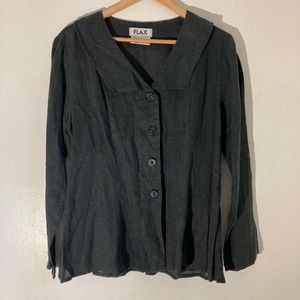Flax 100% linen women’s button-down top/blouse, with Peter Pan collar.